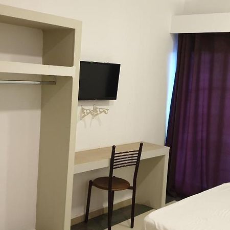 Hotel Privilege Bir El Djir Exterior photo